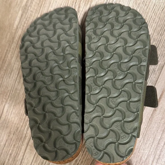 Birkenstock Arizona Green Camouflage Sandals size 6 / 37 - Picture 8 of 9